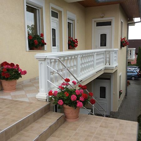 Jozsef Apartments House 잘라카로쉬 외부 사진