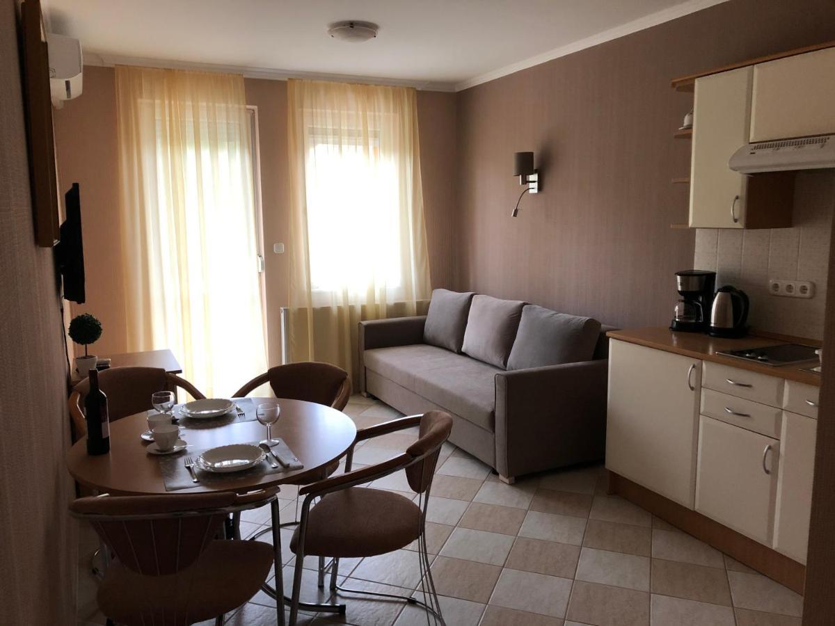Jozsef Apartments House 잘라카로쉬 외부 사진