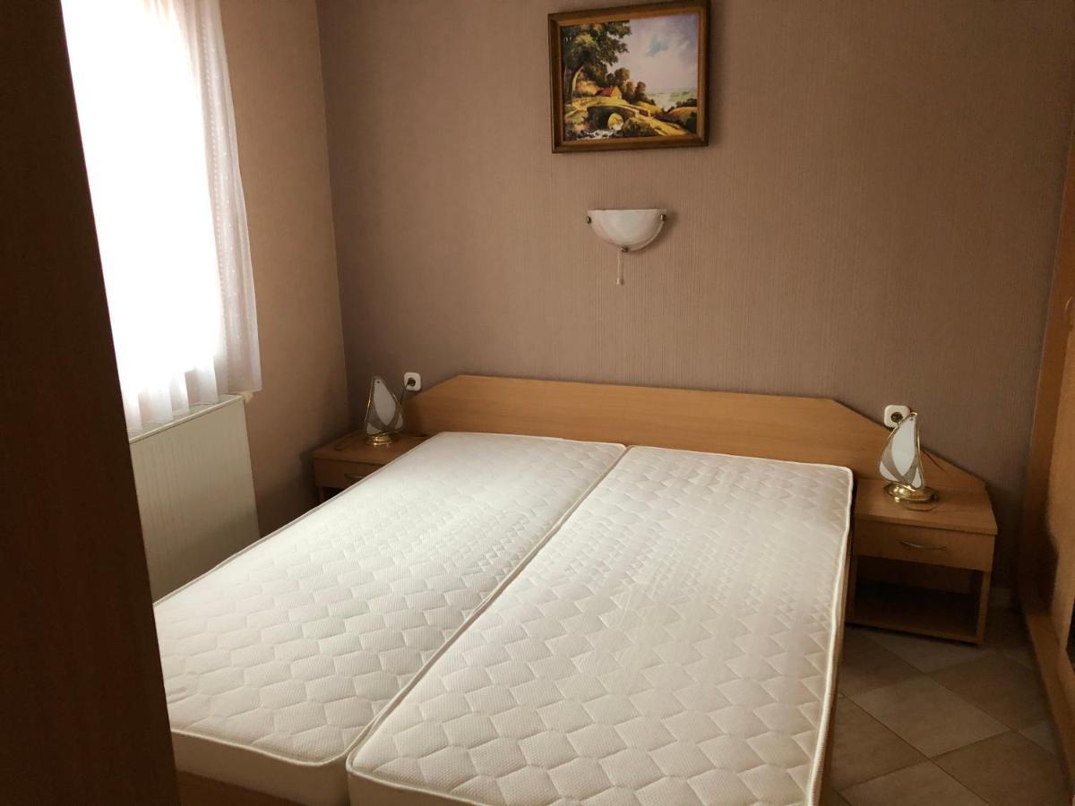 Jozsef Apartments House 잘라카로쉬 외부 사진