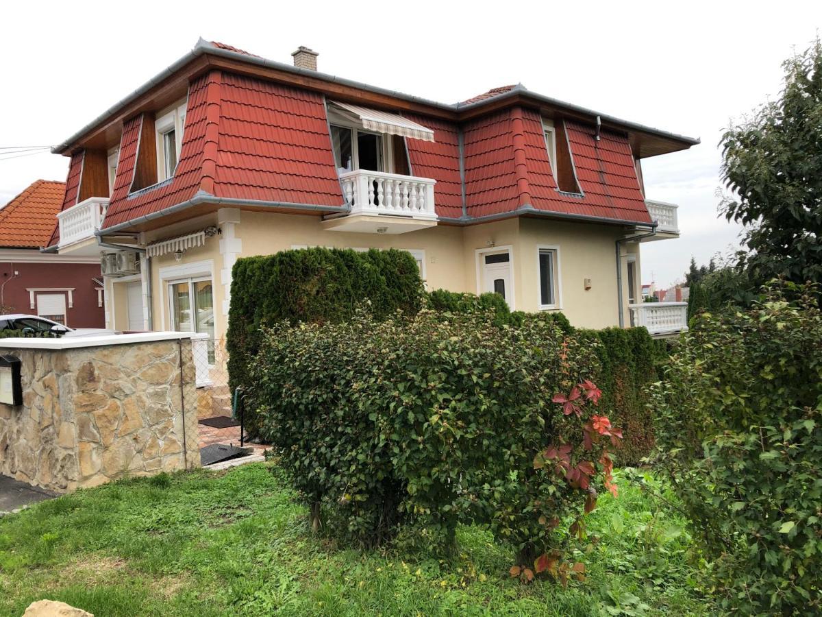 Jozsef Apartments House 잘라카로쉬 외부 사진