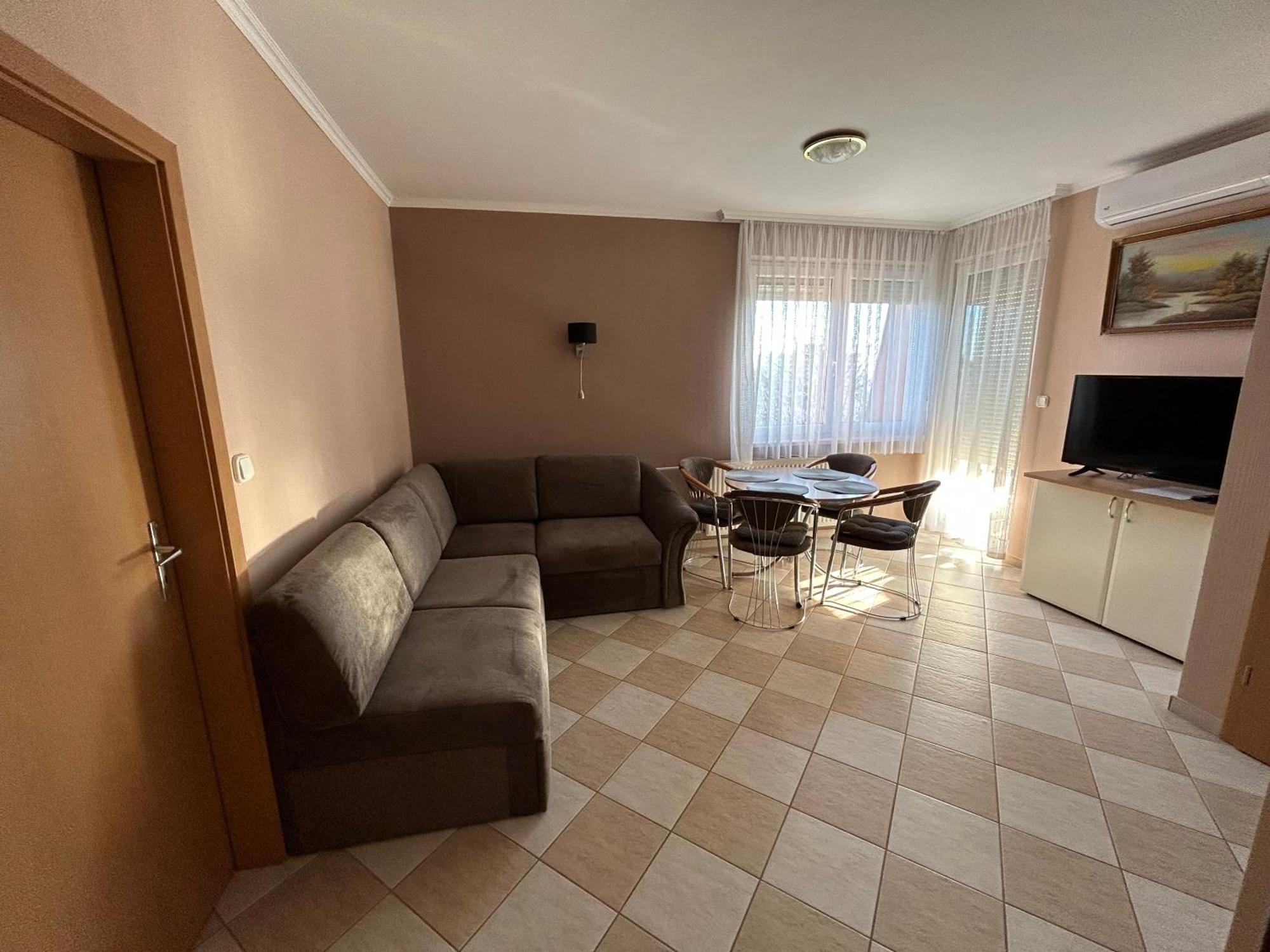 Jozsef Apartments House 잘라카로쉬 외부 사진