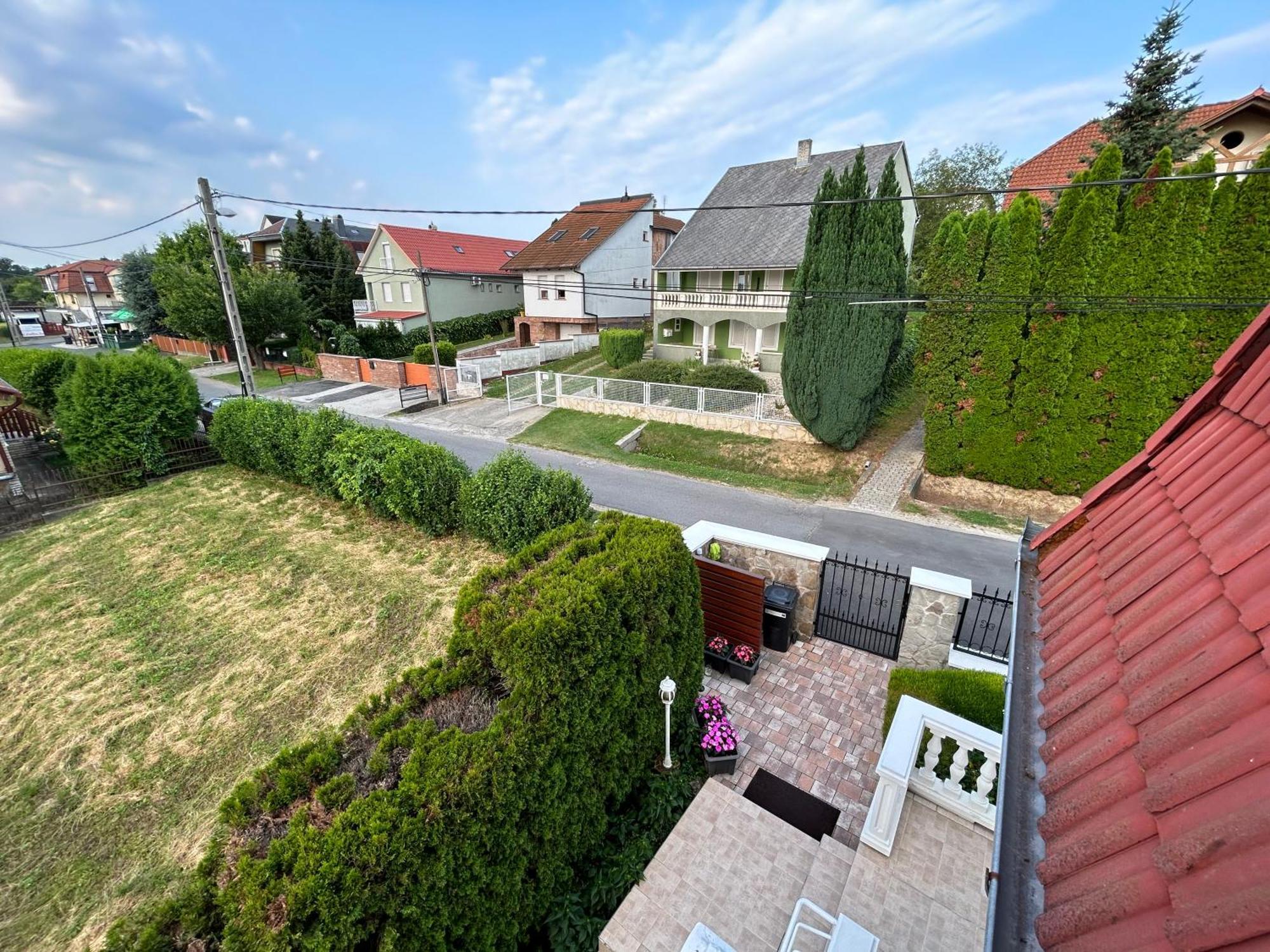 Jozsef Apartments House 잘라카로쉬 외부 사진